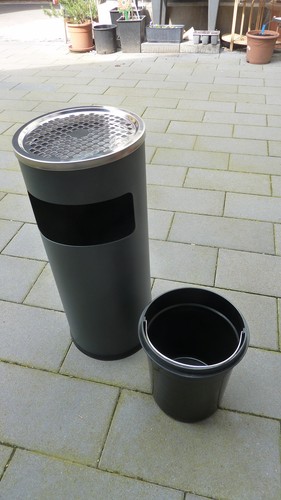 Standaschenbecher mit - standaschenbecher,